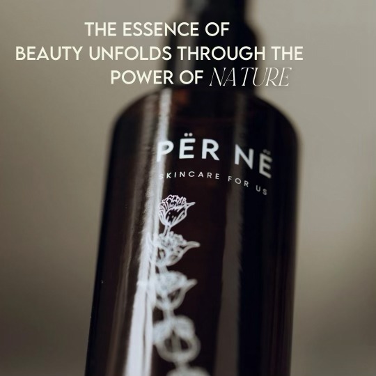 PËR NË SKIN Facebook ad: Organic Hydrating Mist