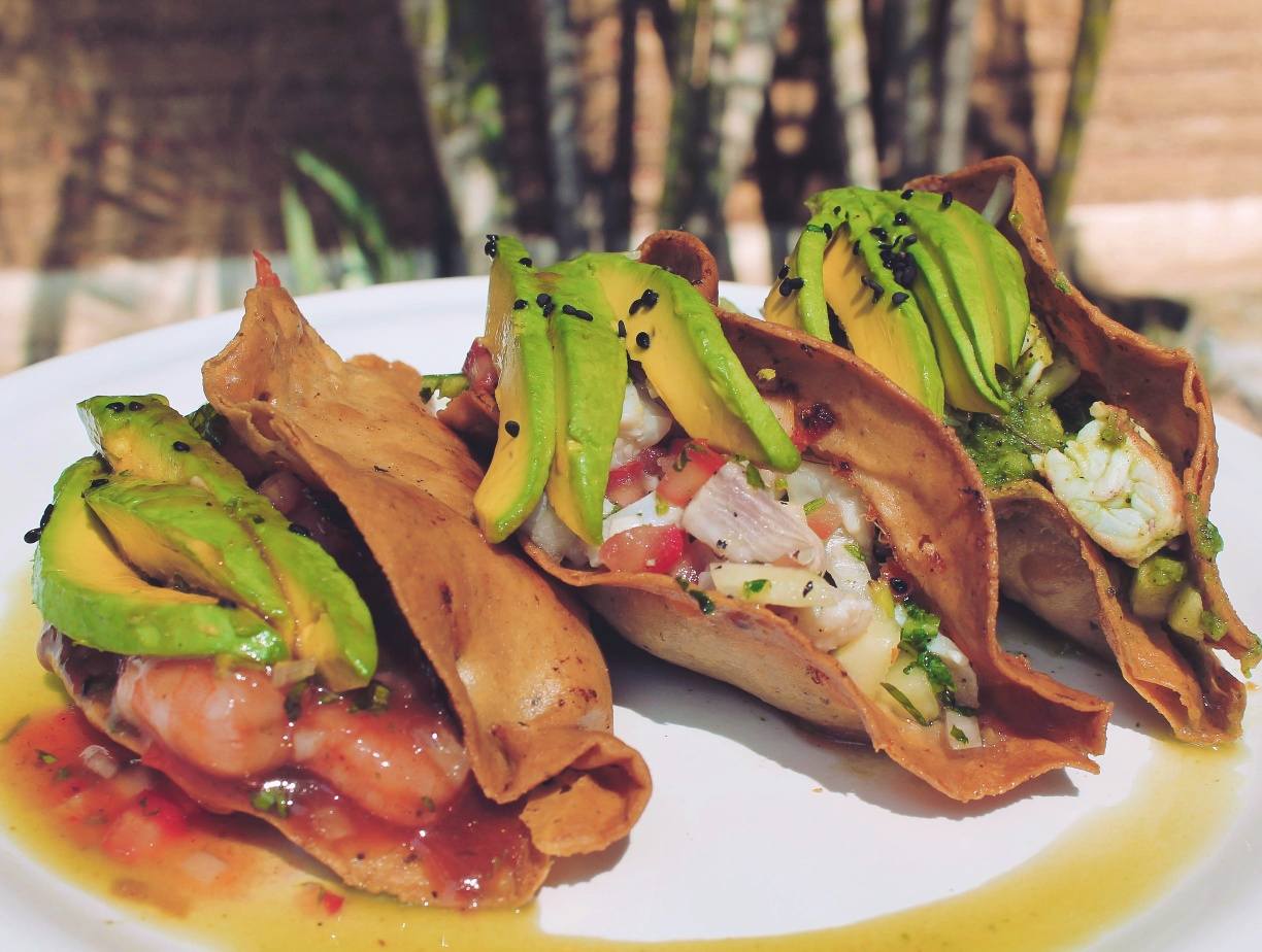 El Clandestino de Mariscos Facebook ad: Te esperamos en Nueva Polonia 103 esquina Nueva…