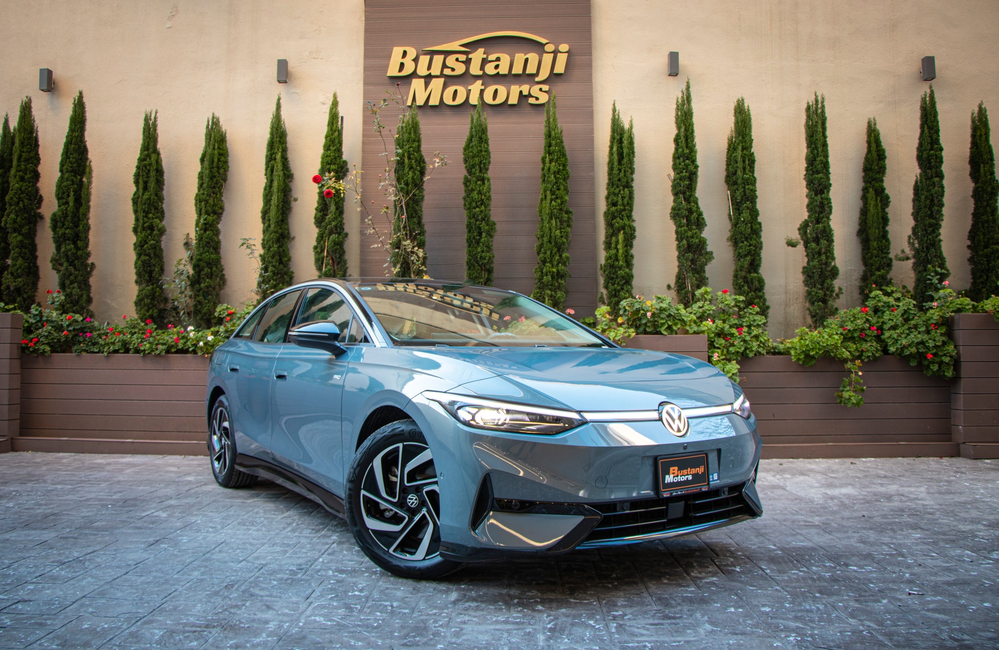 Bustanji Motors البستنجي للسيارات Facebook ad: VOLKSWAGEN ID.7 VIZZION PRO 2023