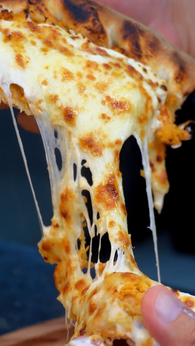O Rei da Pizza Delivery Araraquara Facebook ad: Se esse vídeo não te deu fome… pode…