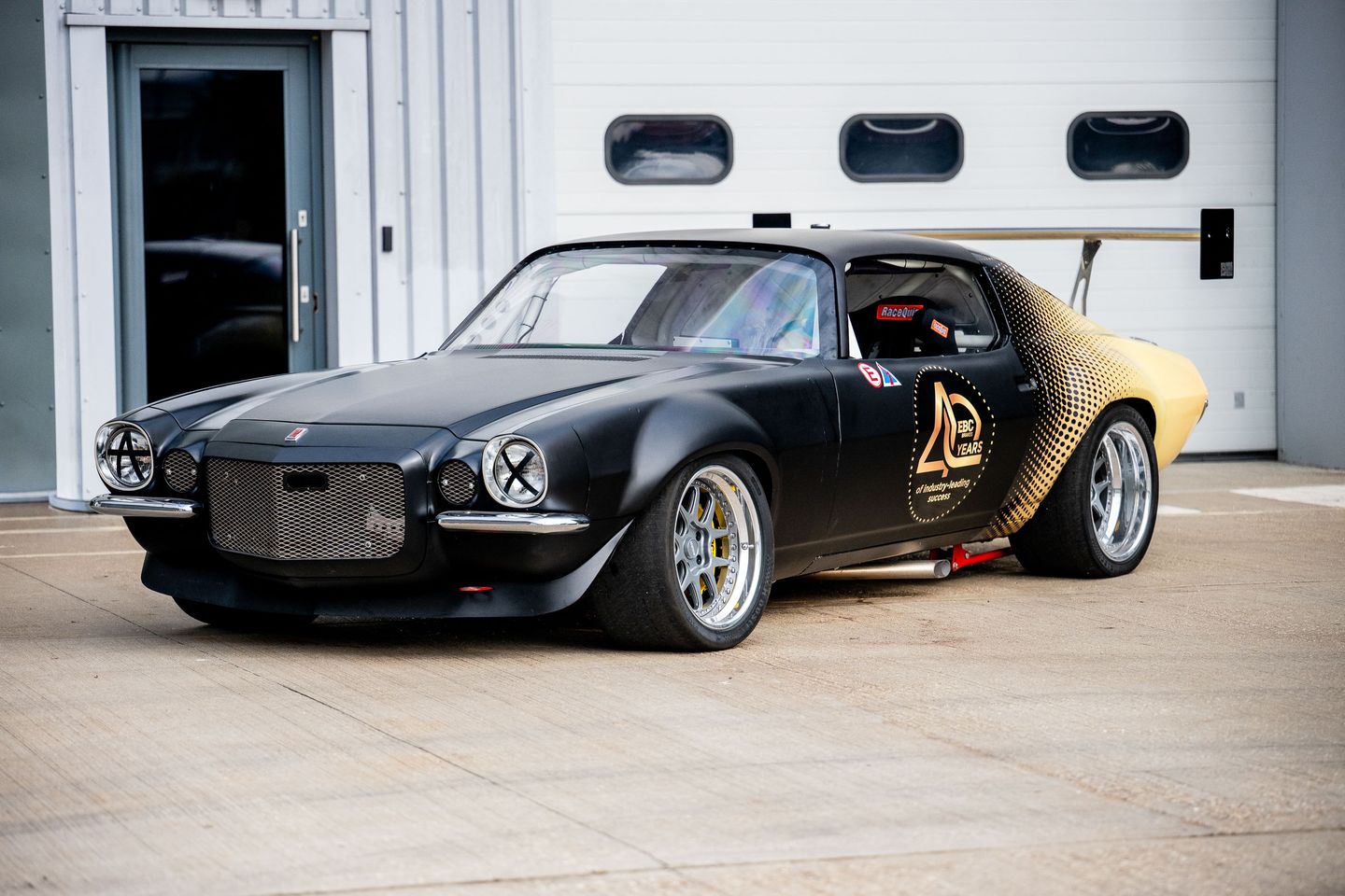 PistonHeads Facebook ad: Don't just dream it.