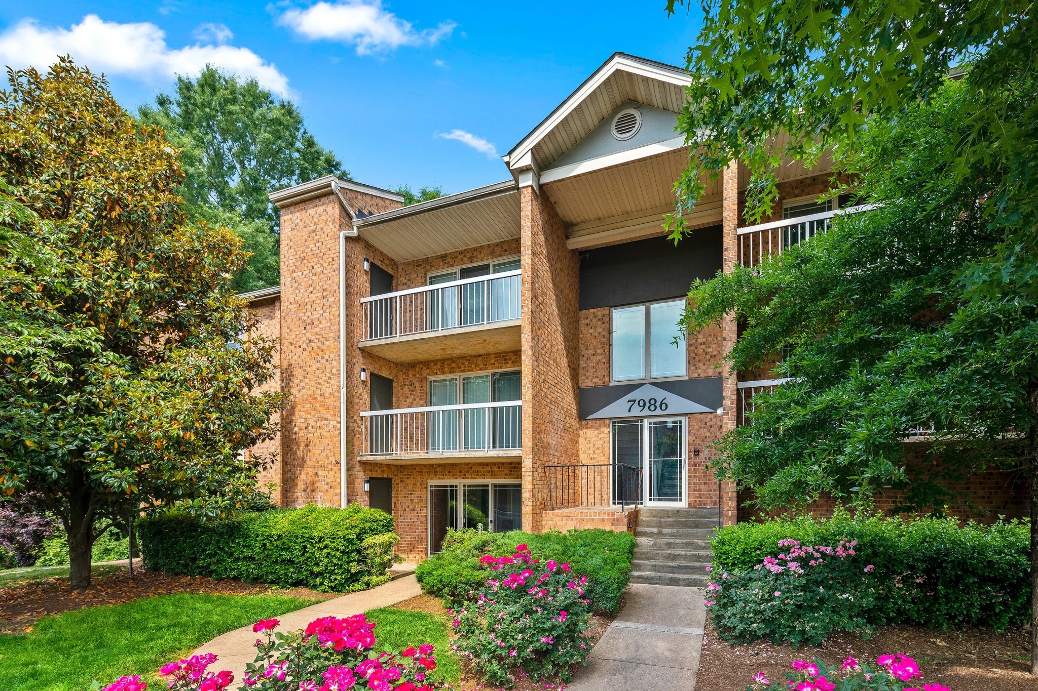 Creekside Village Apartments Facebook ad