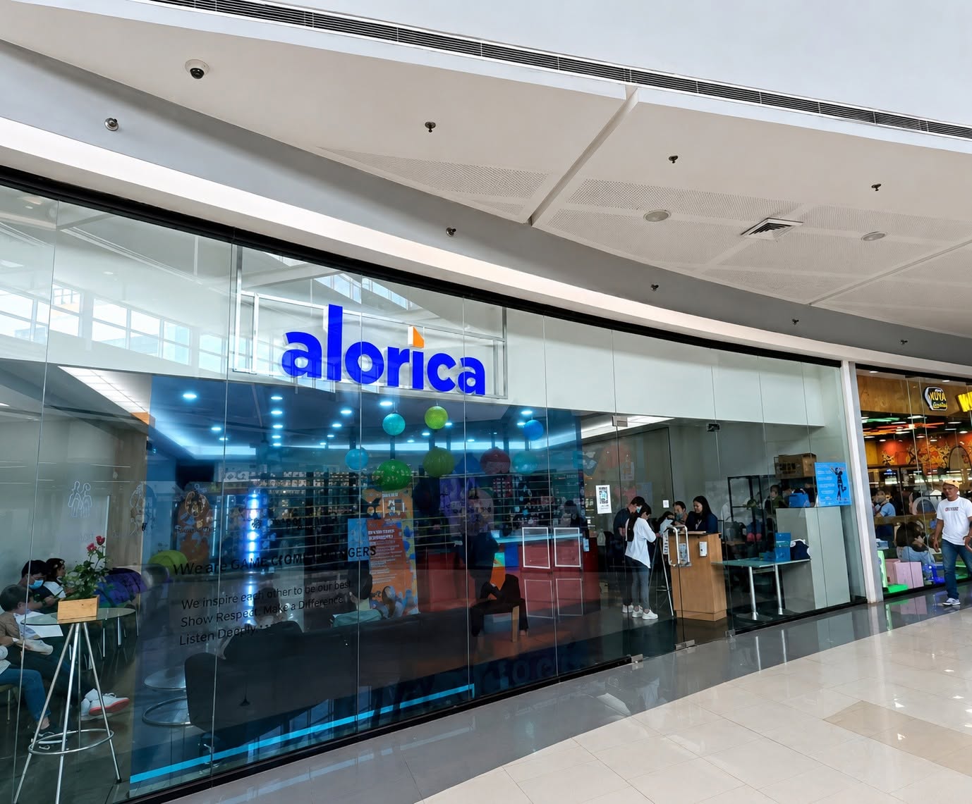 Lei Cetron - Alorica Lipa Facebook ad: LOOKING FOR A JOB IN LIPA?