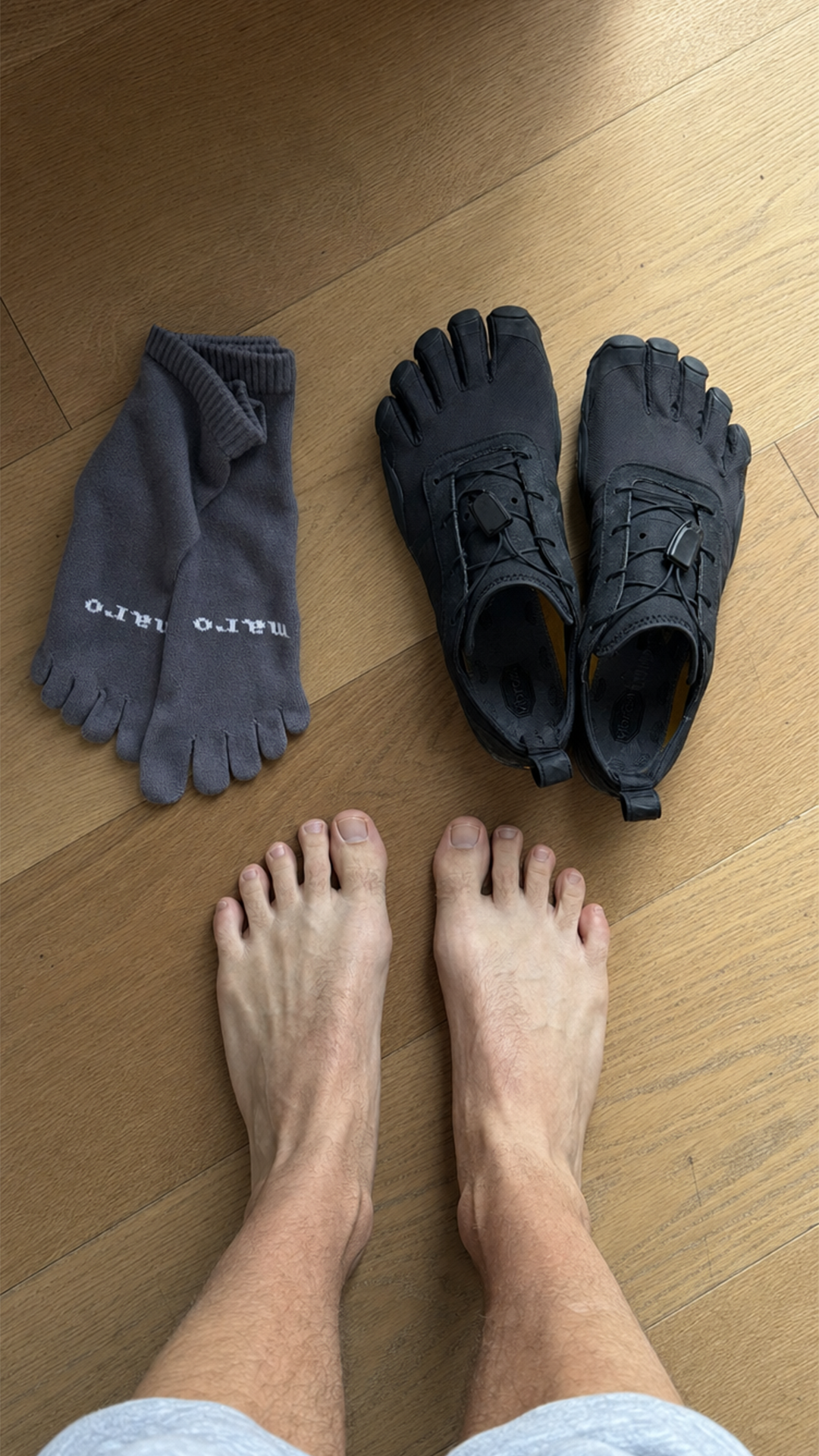 The Easy Mile Facebook ad: Why wide-toe-box shoes don't fix the problem you bought…