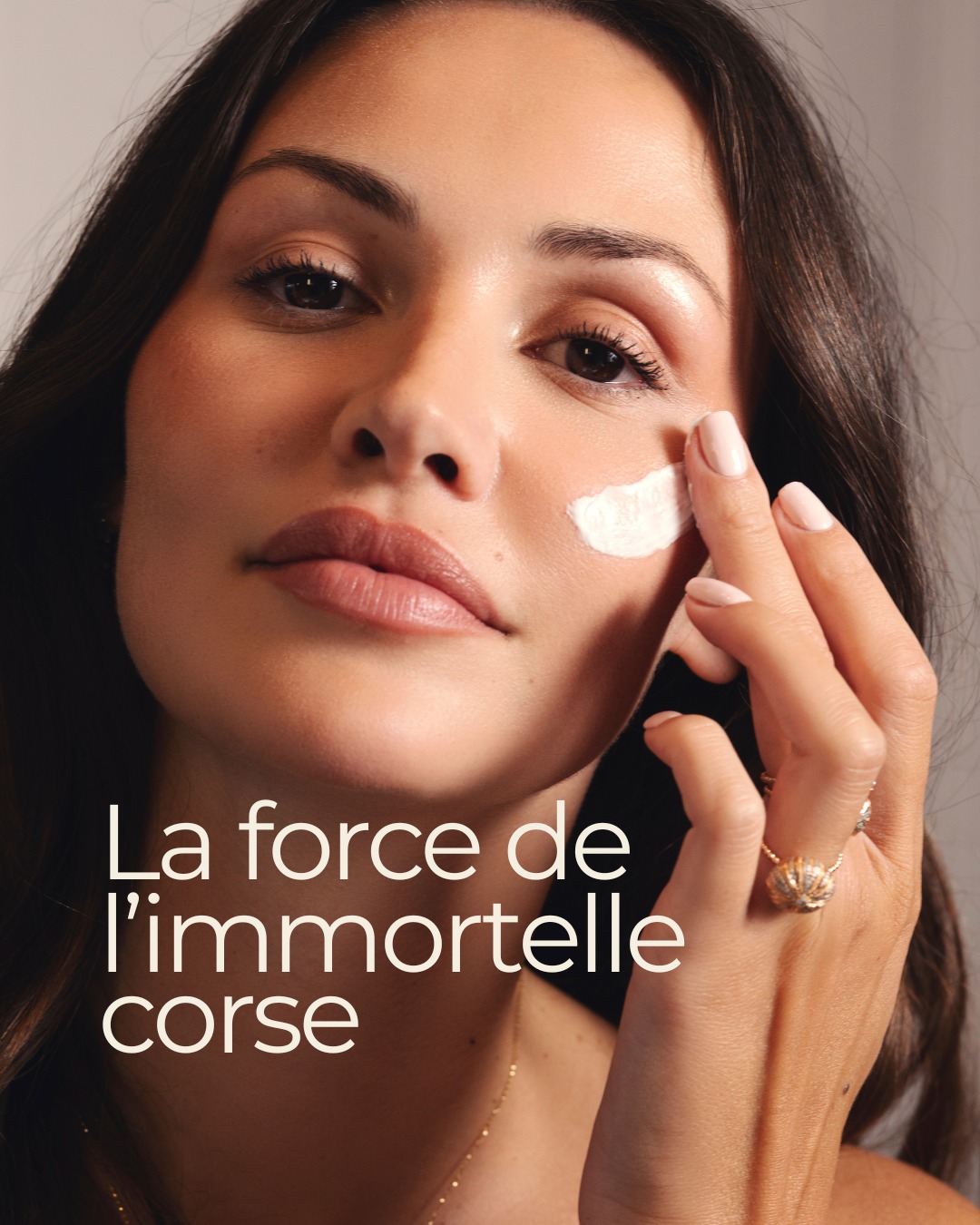 Casanera Made in Maquis Facebook ad: L’immortelle corse, trésor du maquis, renferme un pouvoir…