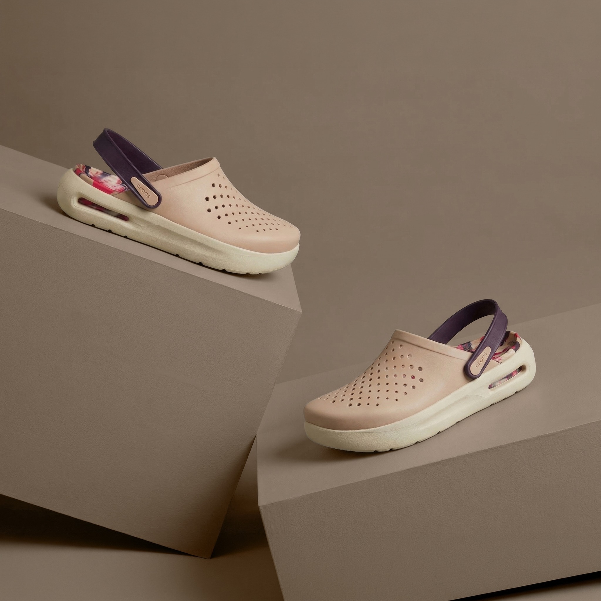 Crocs Facebook ad: Crocs InMotion Marbled Clog, Crocs