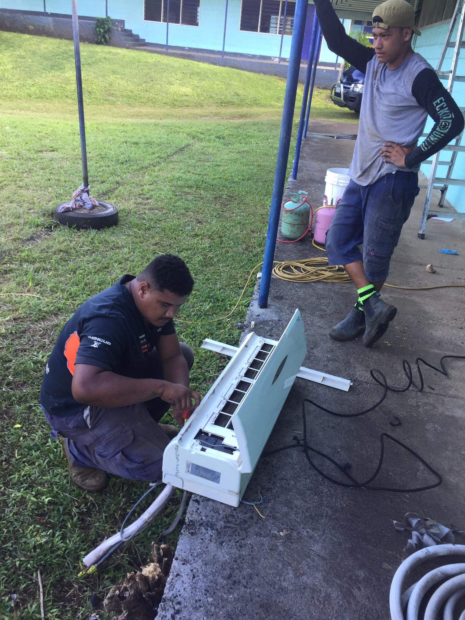 LTT Electrical &Air Conditioning Service Facebook ad: LTT Electrical and Air Conditioning Service