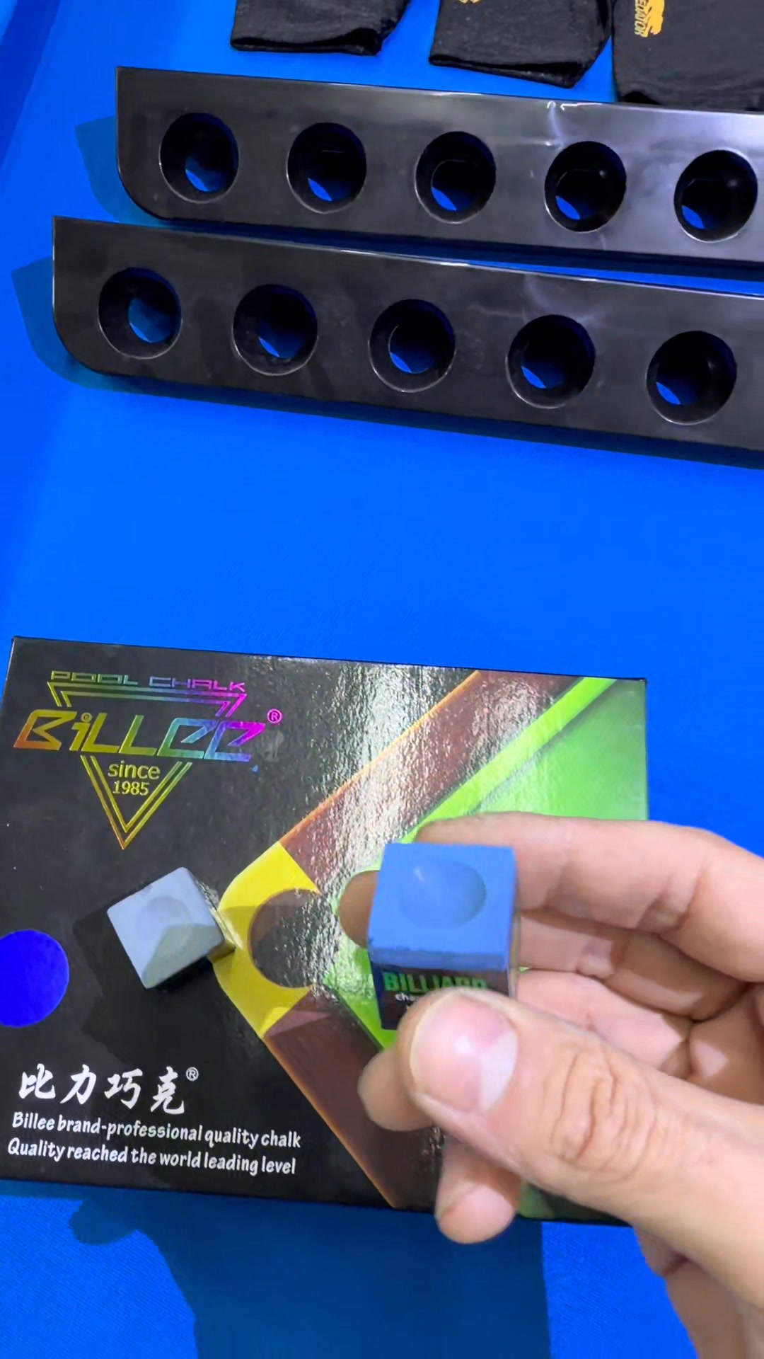 Billiard accessories achkar Facebook ad: طاولة بليار جديد بالعلبة موديل