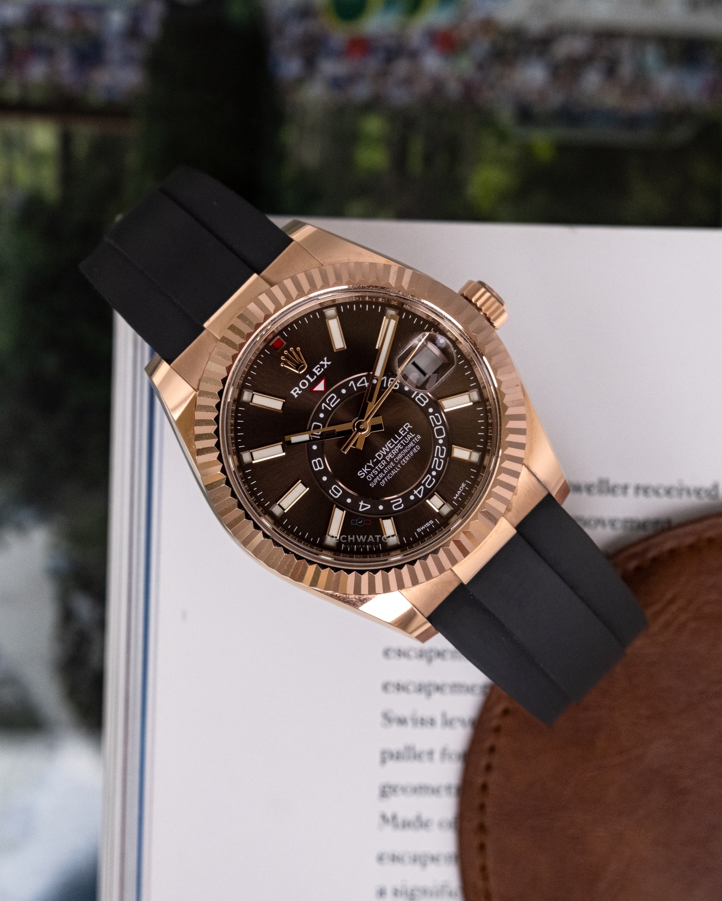 TechWatch PH Facebook ad: 2021 Skydweller Rose gold Choco dial
