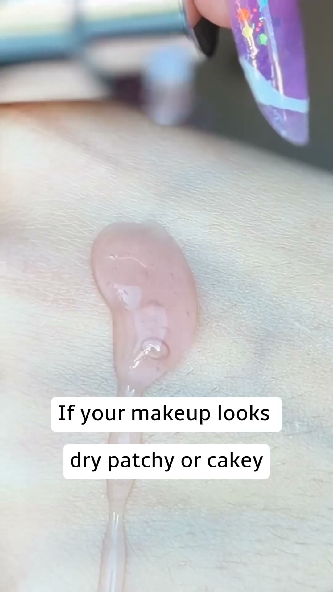 Arrnue 아르뉴 Facebook ad: Glass glow, zero stickiness, meet your new daily serum