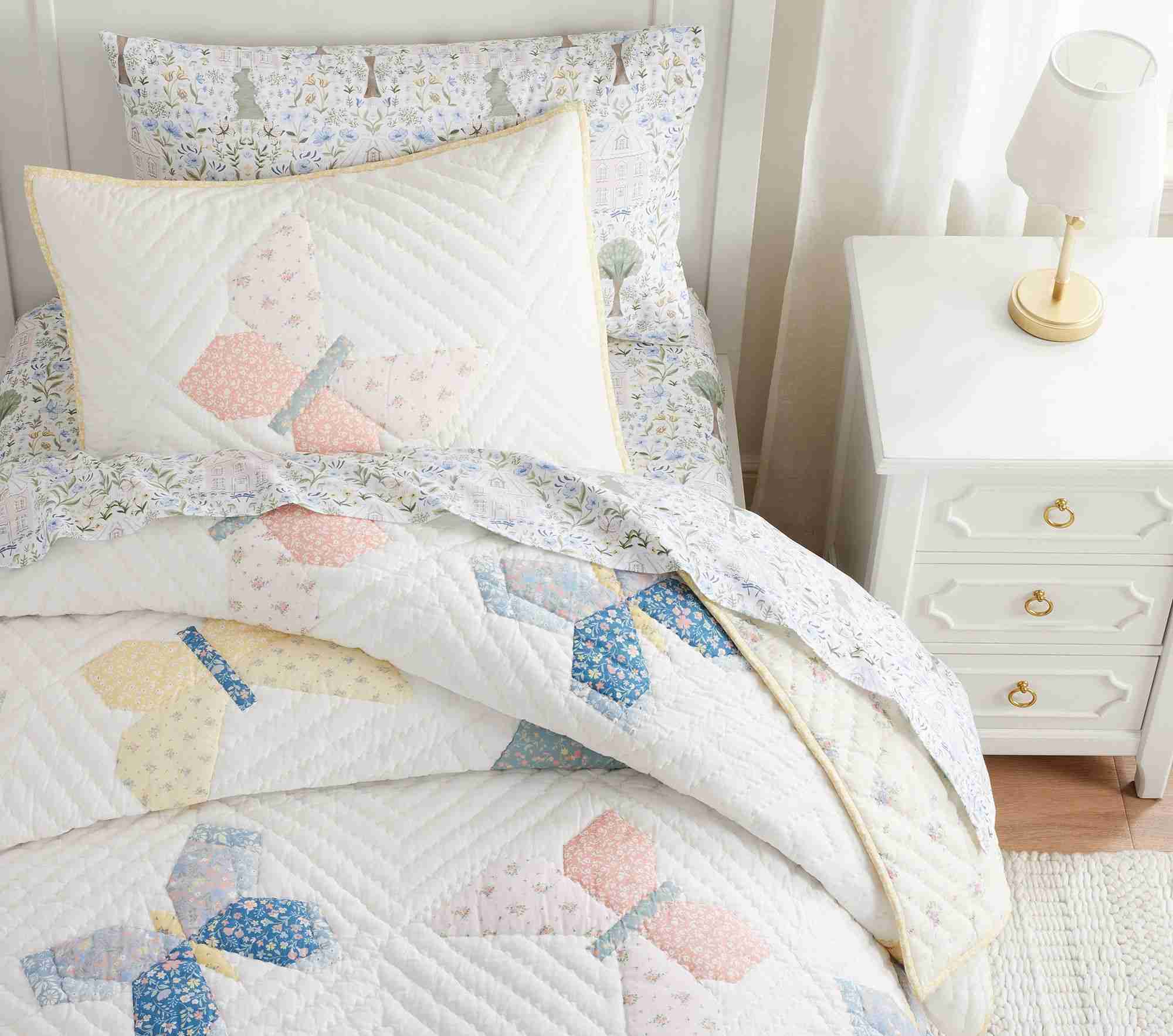 Pottery Barn Kids India Facebook ad