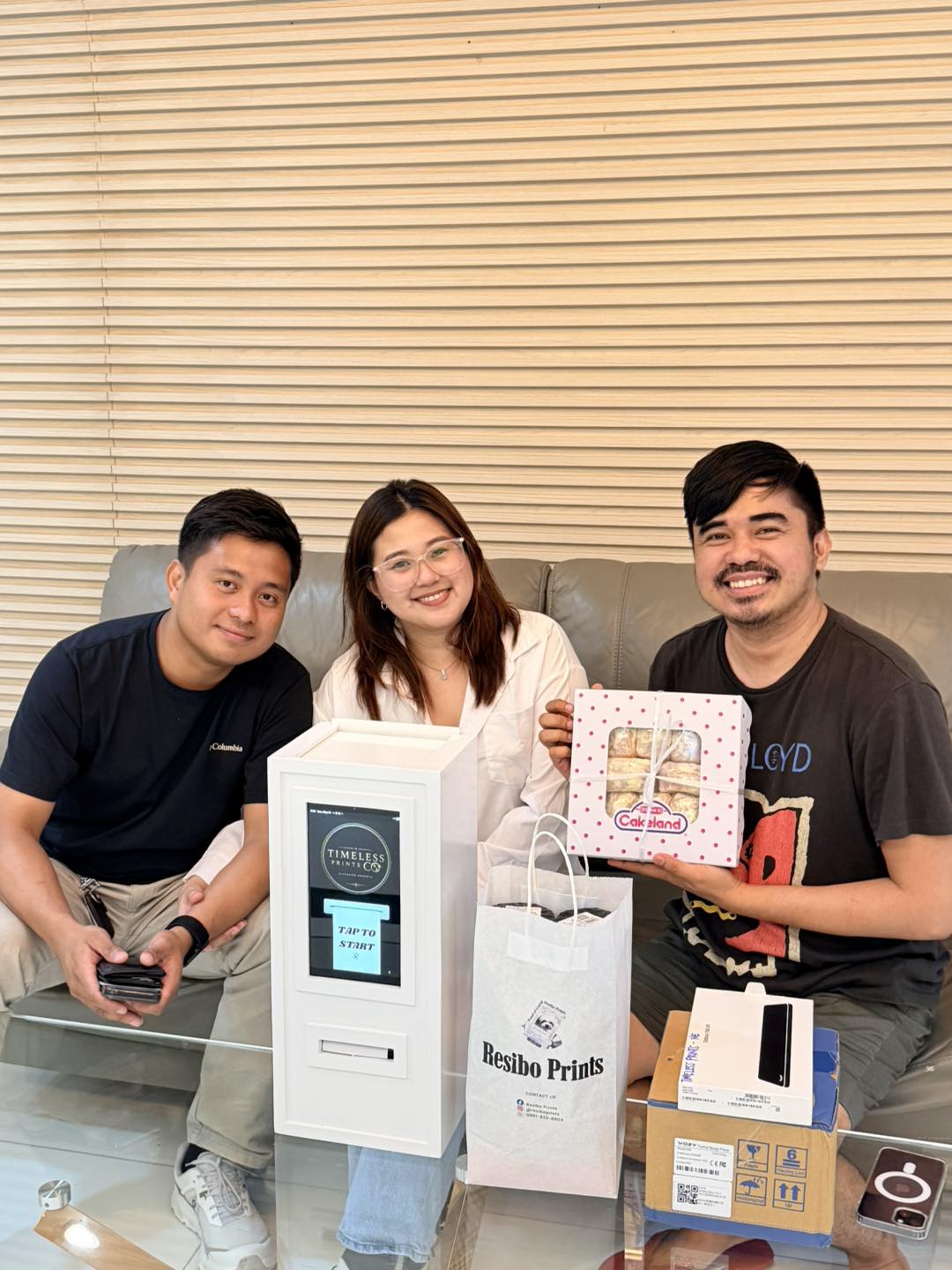 Resibo Prints Facebook ad: Looking for a small business with a low…