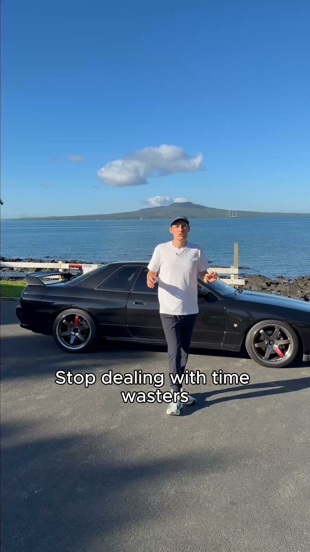 Collecting Cars Facebook ad: 24/7 Online Auctions