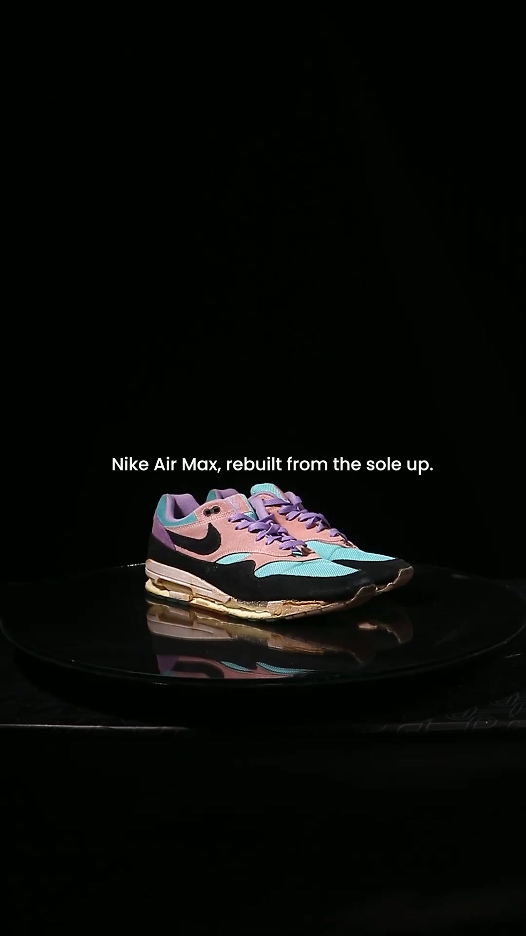 Sneakinn Laundry Facebook ad: Premium Footwear Restoration