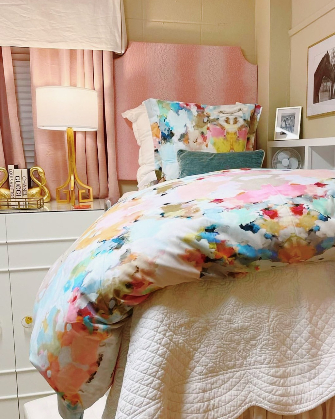 Laura Park Designs Facebook ad: A daily dose of color and creativity.