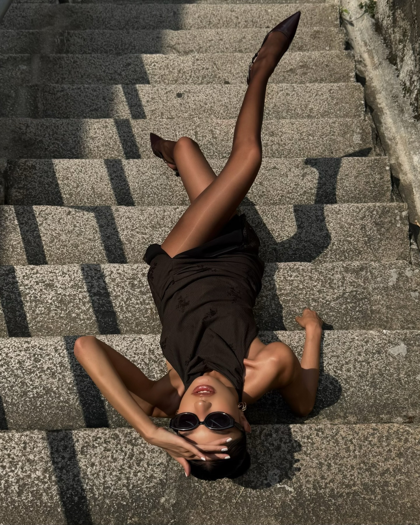 Calzedonia Facebook ad: Like makeup, but for your legs