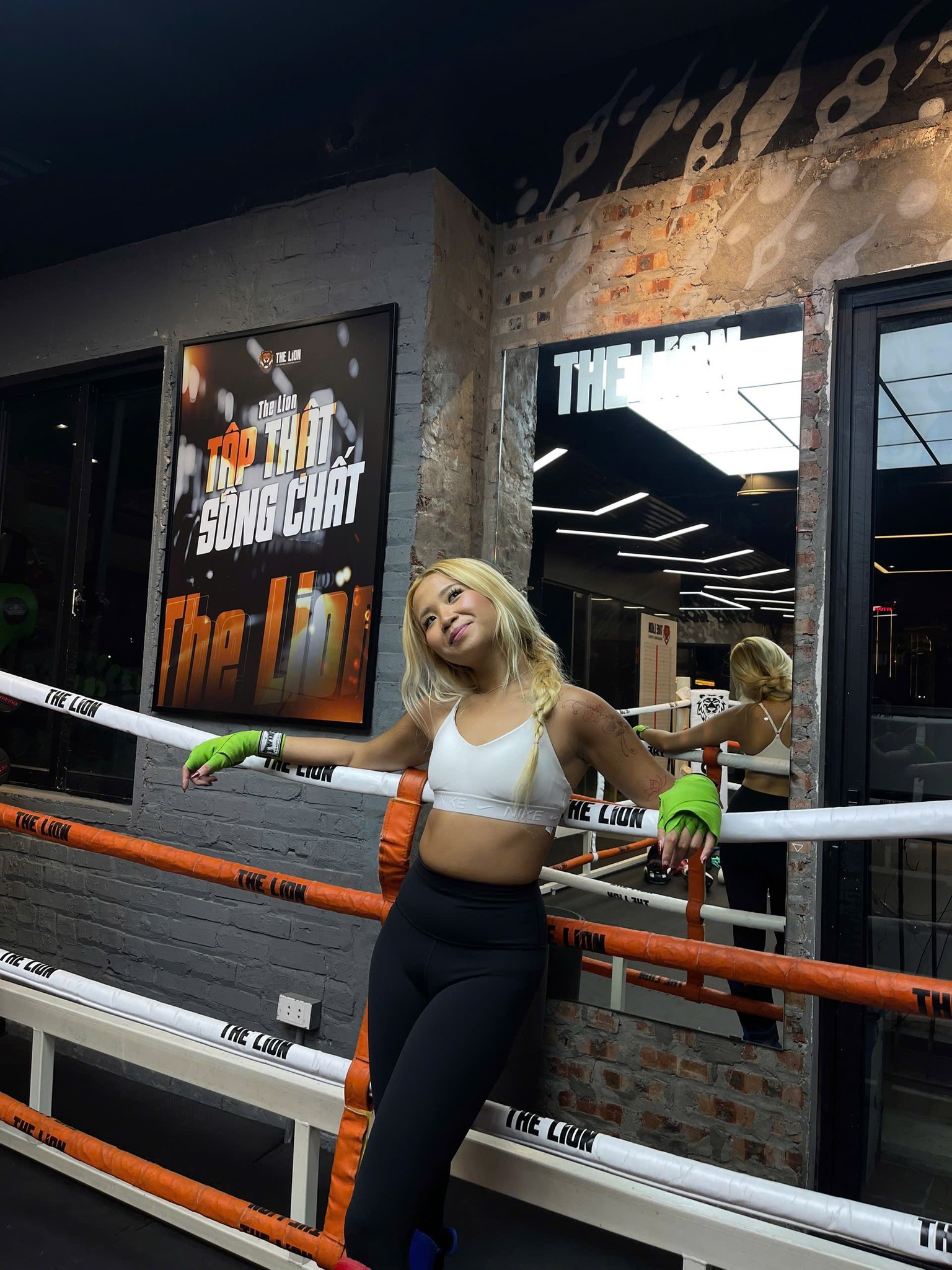 TheLion - Kickboxing & Fitness Facebook ad: Con gái tập Kickboxing sẽ quyến rũ như…