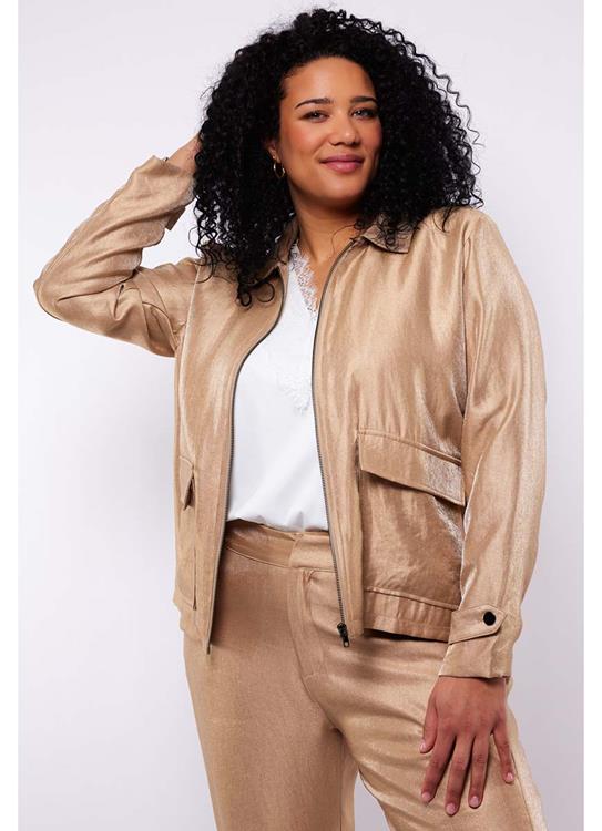 Maatjemeer.nl / De Dames van Akkrum Facebook ad: Exclusieve grote maten blazers shop je online bij…
