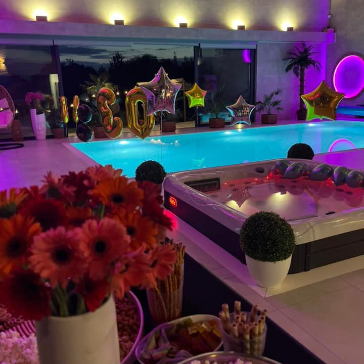 sinaloa-spa.pl Facebook ad: Egzotyczne otoczenie, basen, sauny czy Jakuzi to otoczenie…