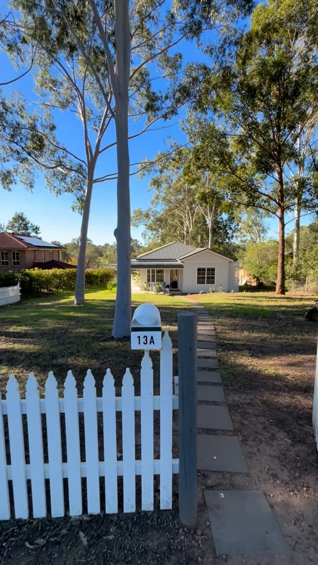 Backyard Grannys Facebook ad: Didn’t make it to our pop‑up display home…