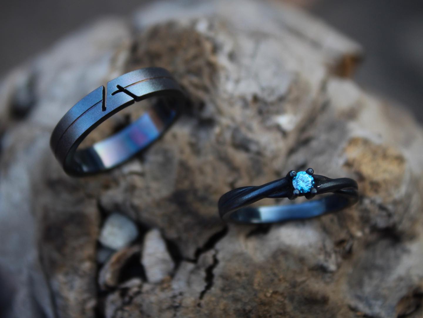 Goldwave Facebook ad: Available materials: silver sterling / gold / palladium…