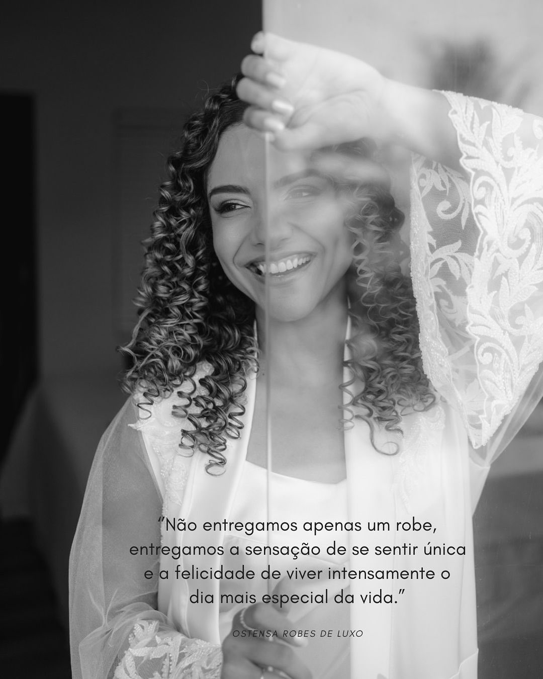 Ostensa Facebook ad: Não é apenas sobre tecido, renda ou delicadeza.