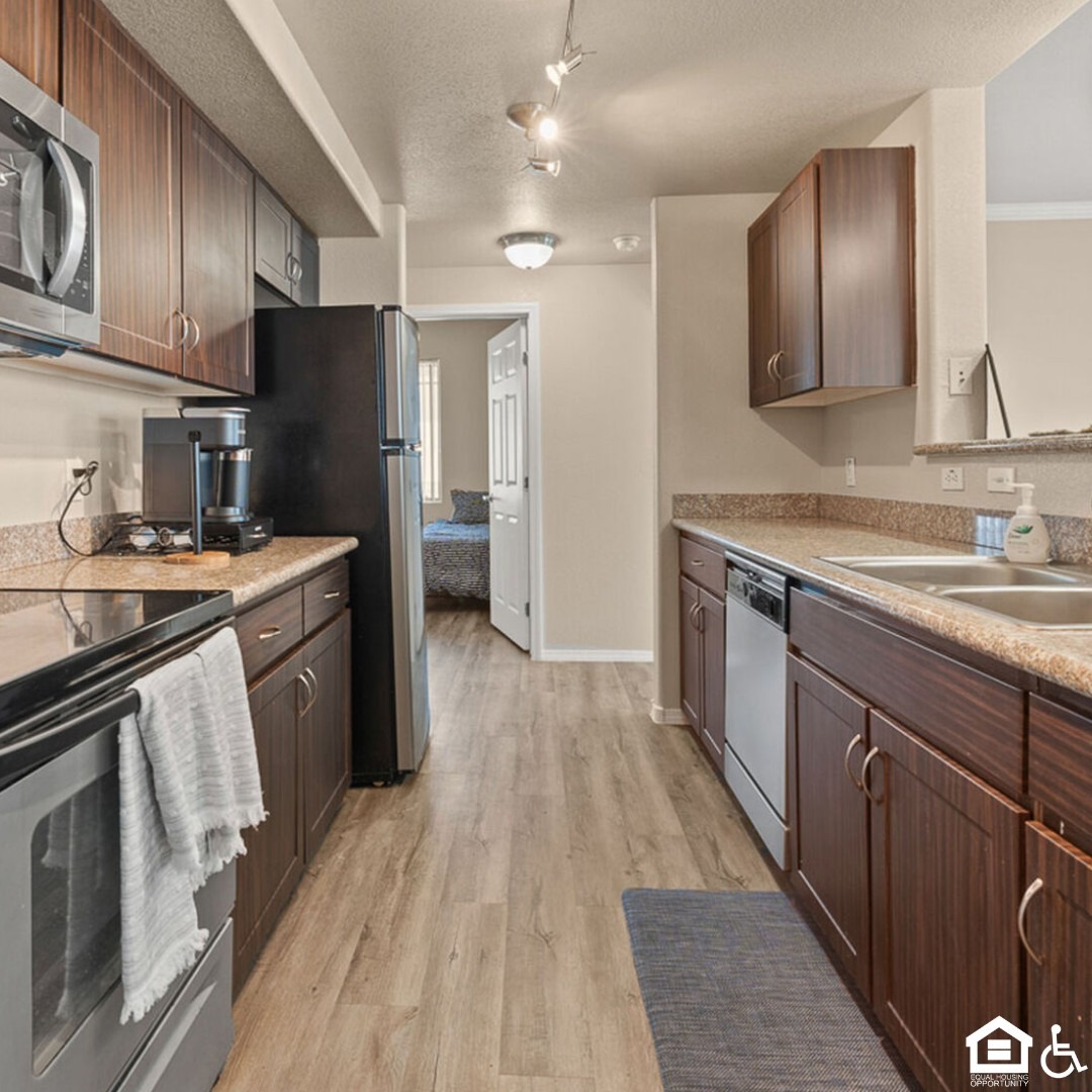 Bella Mirage Apartment Homes Facebook ad: Choose From 1, 2 & 3 Bedroom Floor…