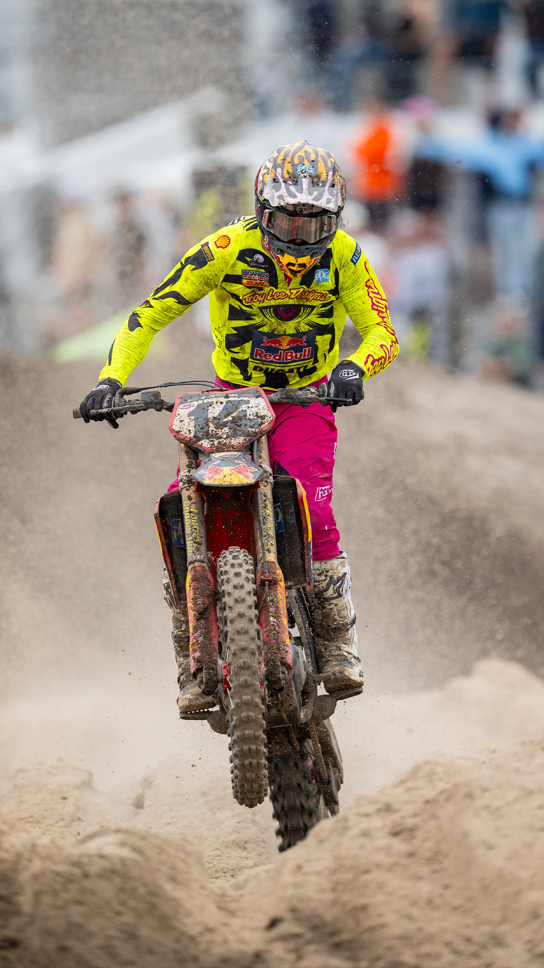 MXstore Facebook ad