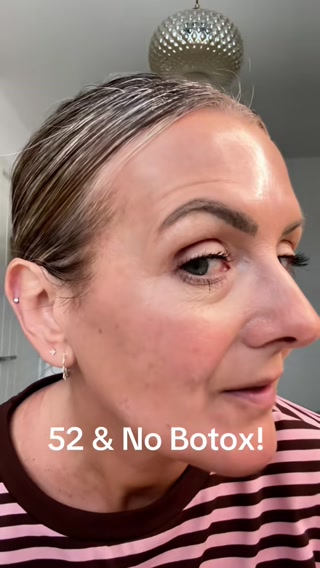 Dr.Melaxin UK Facebook ad: [ Lumi Firm & Lift Radiance Duo Set ]