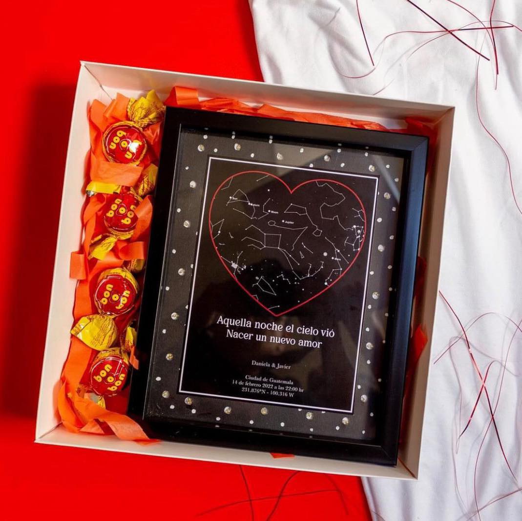 Candy Box Guate Facebook ad: MAPA ESTELAR, Un amor escrito en las estrellas