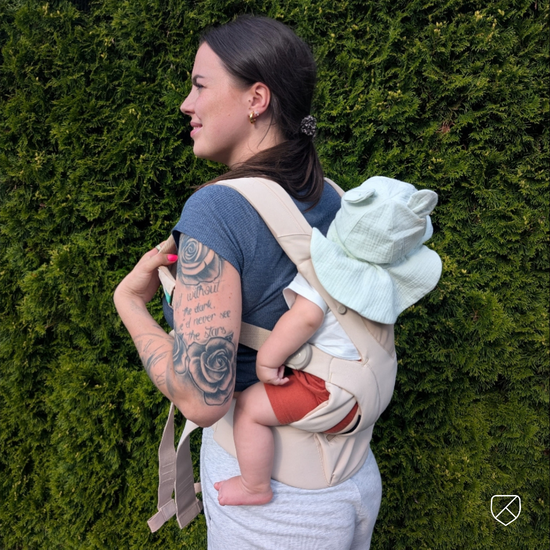 Koala Babycare Facebook ad: La mochila portabebés ergonómica para ti y para tu bebé.