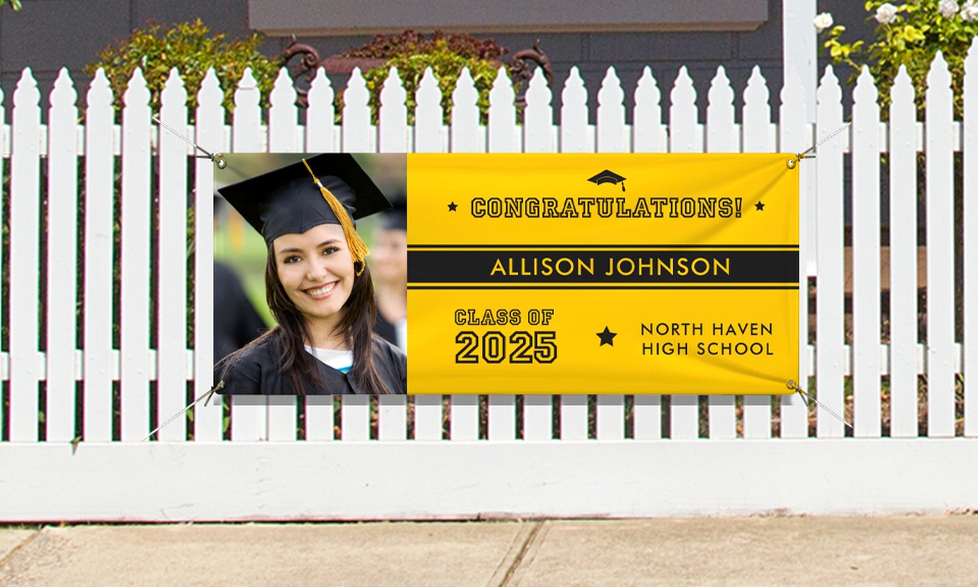 Groupon Facebook ad: Make it theirs with personalized gifts.