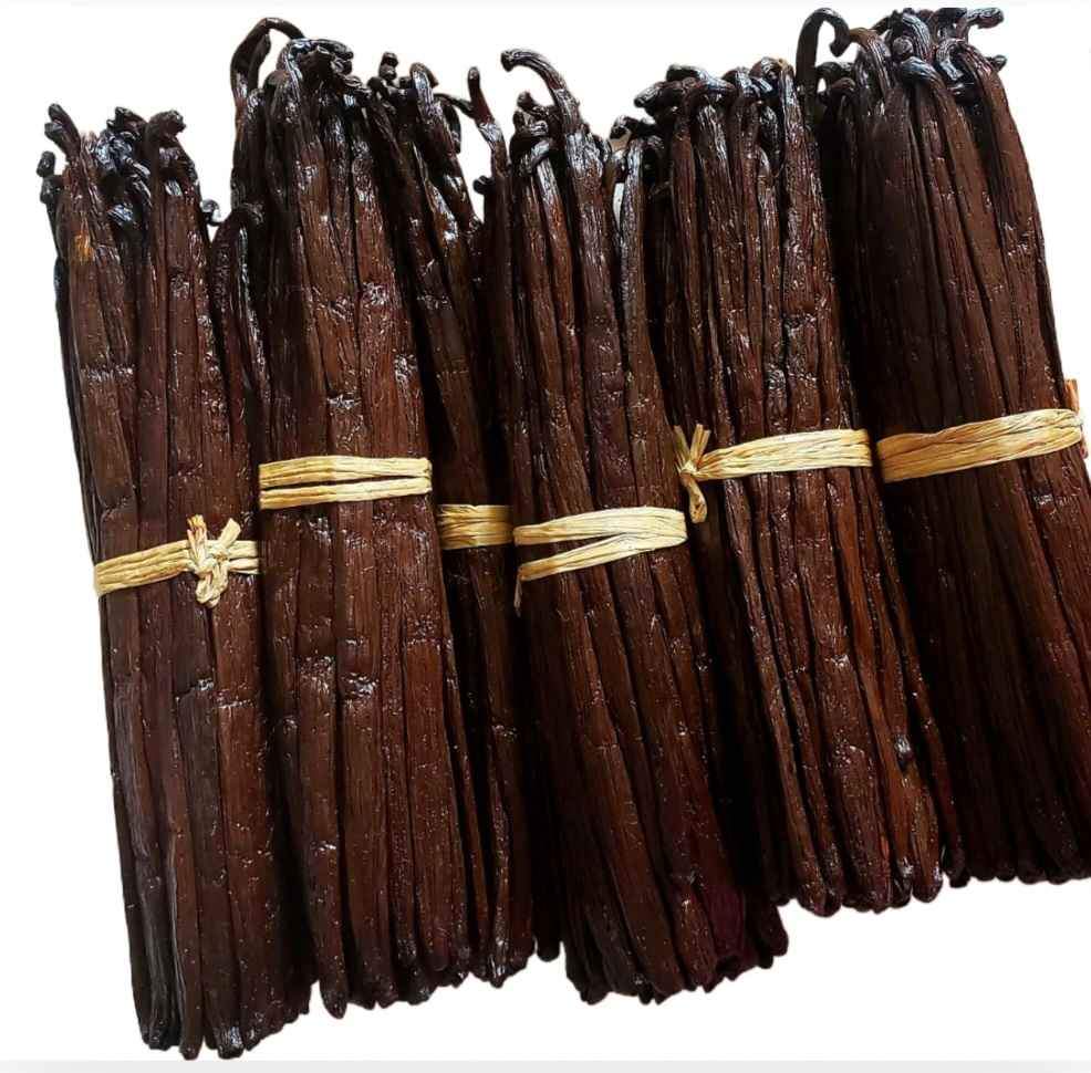 Youki Loyah Facebook ad: Madagascar Vanilla beans/Gousses de Vanille for Extract &…