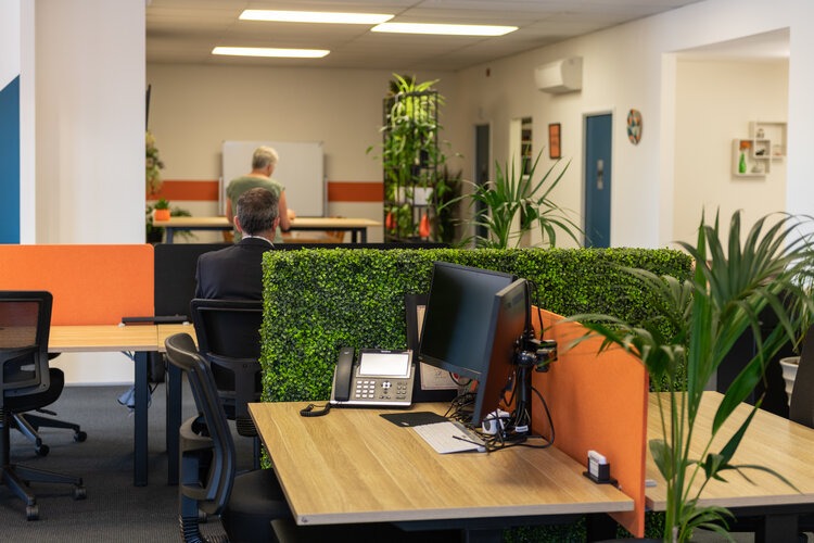 Dynamic Coworking Limited Facebook ad: Professional Workspace: From Just $33/Day in Kaiapoi