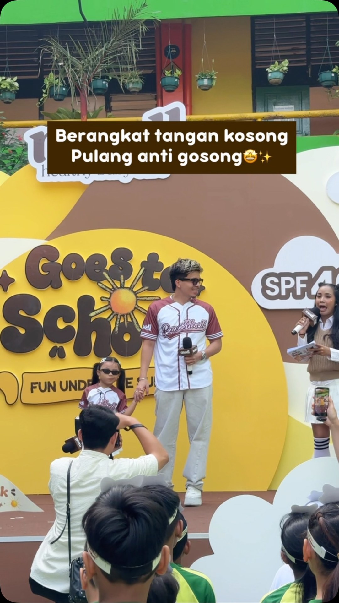 Moell Baby Skincare Facebook ad: BERANGKAT TANGAN KOSONG, PULANG ANTI GOSONG!