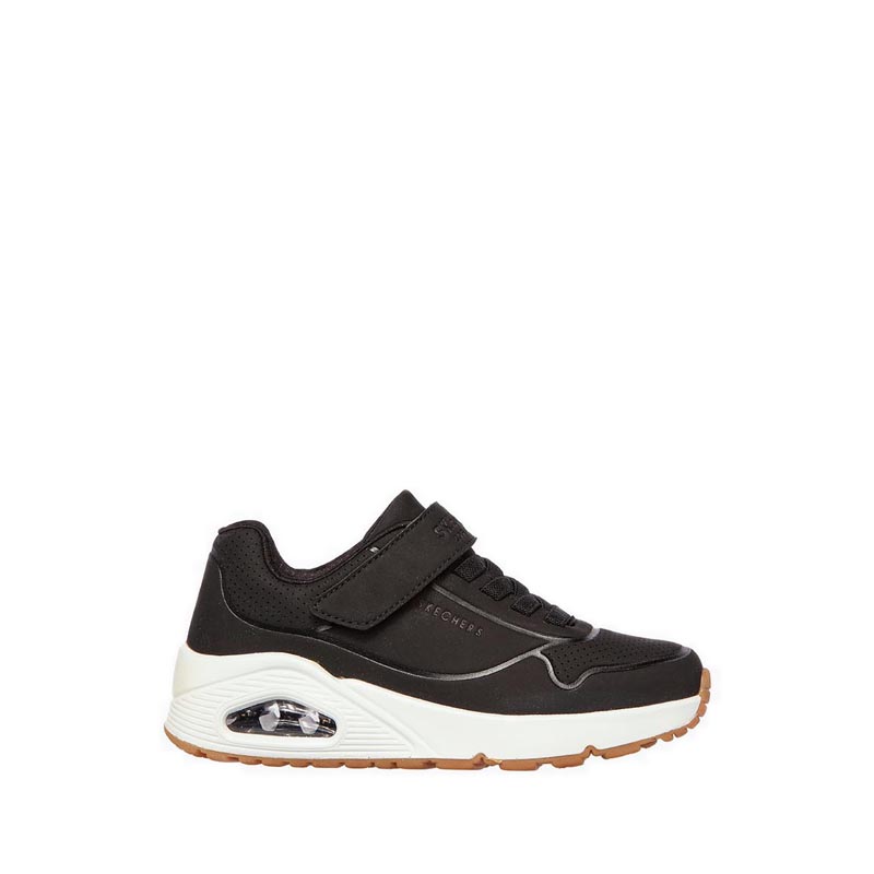 SKECHERS Facebook ad