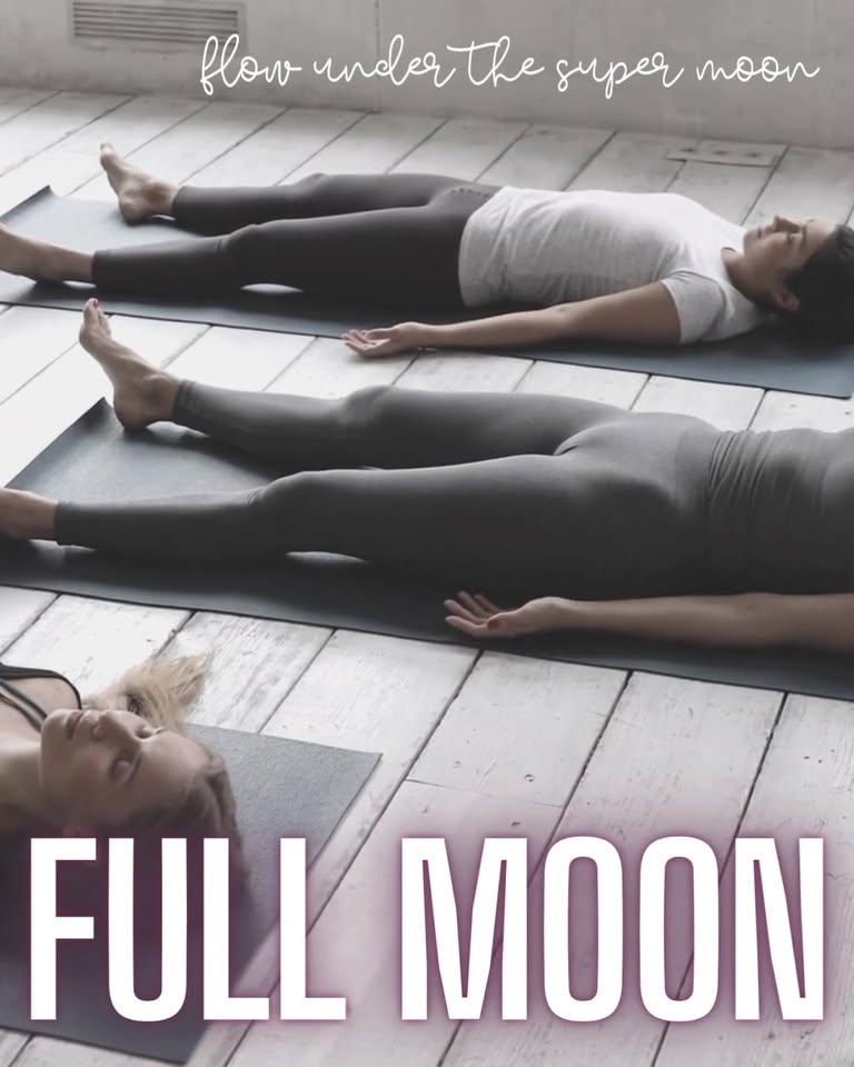 Refresh Alexandria a wellness collective Facebook ad: Super Moon November 8th