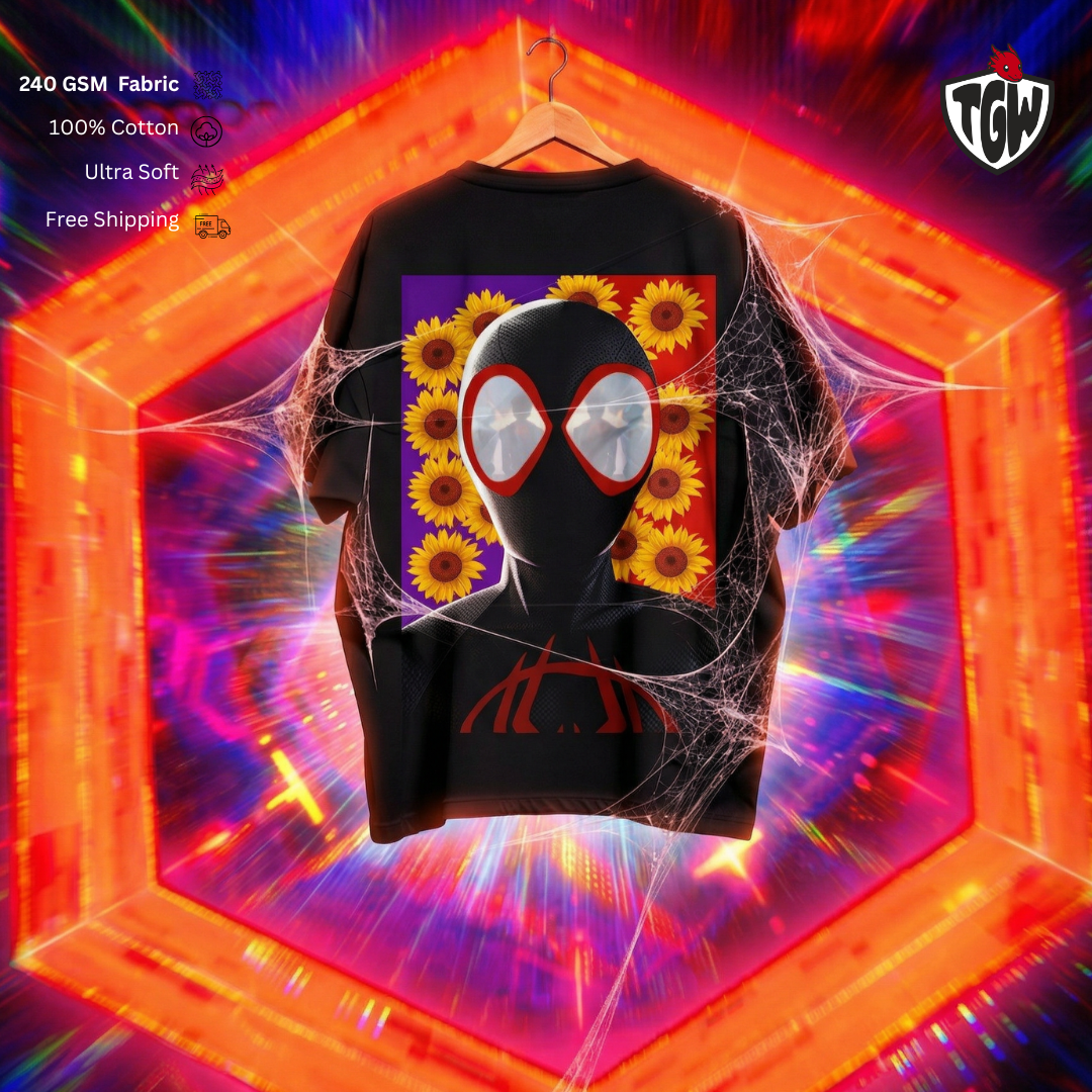 The Grey Weave - Ad Facebook ad: Oversized Tees for Real Superhero Fans