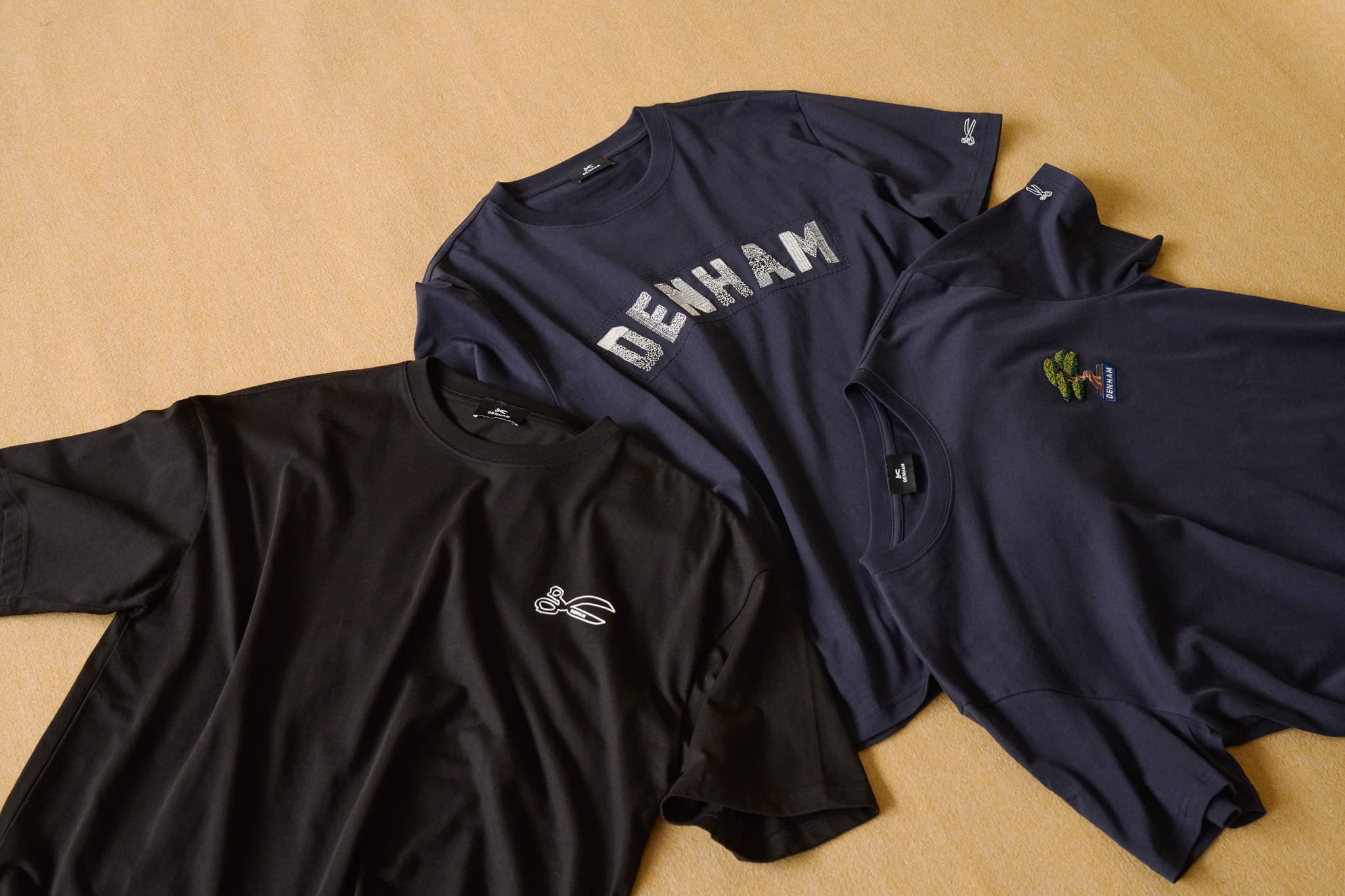 DENHAM JAPAN Facebook ad: 【DENHAM Official】 T-SHIRT