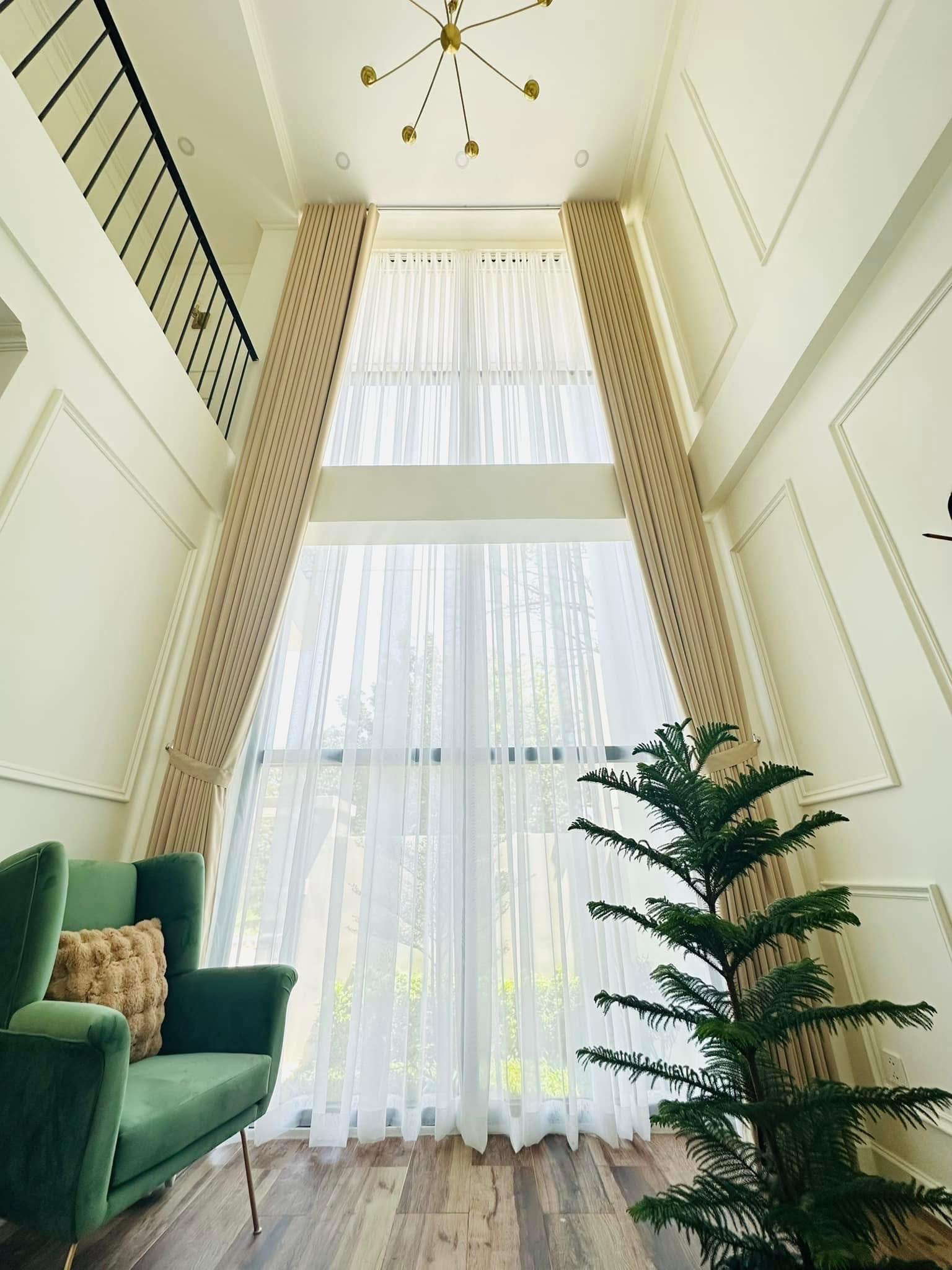 Rihanna Customize Curtains and Blinds Facebook ad: 𝐄𝐥𝐞𝐯𝐚𝐭𝐞 𝐘𝐨𝐮𝐫 𝐒𝐩𝐚𝐜𝐞 𝐰𝐢𝐭𝐡 𝐄𝐥𝐞𝐠𝐚𝐧𝐭…