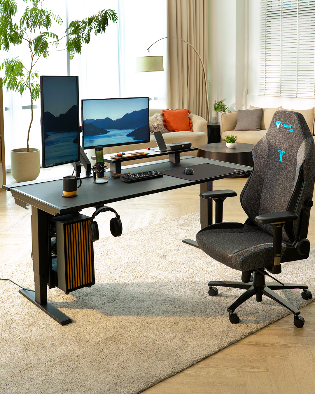 Secretlab Facebook ad