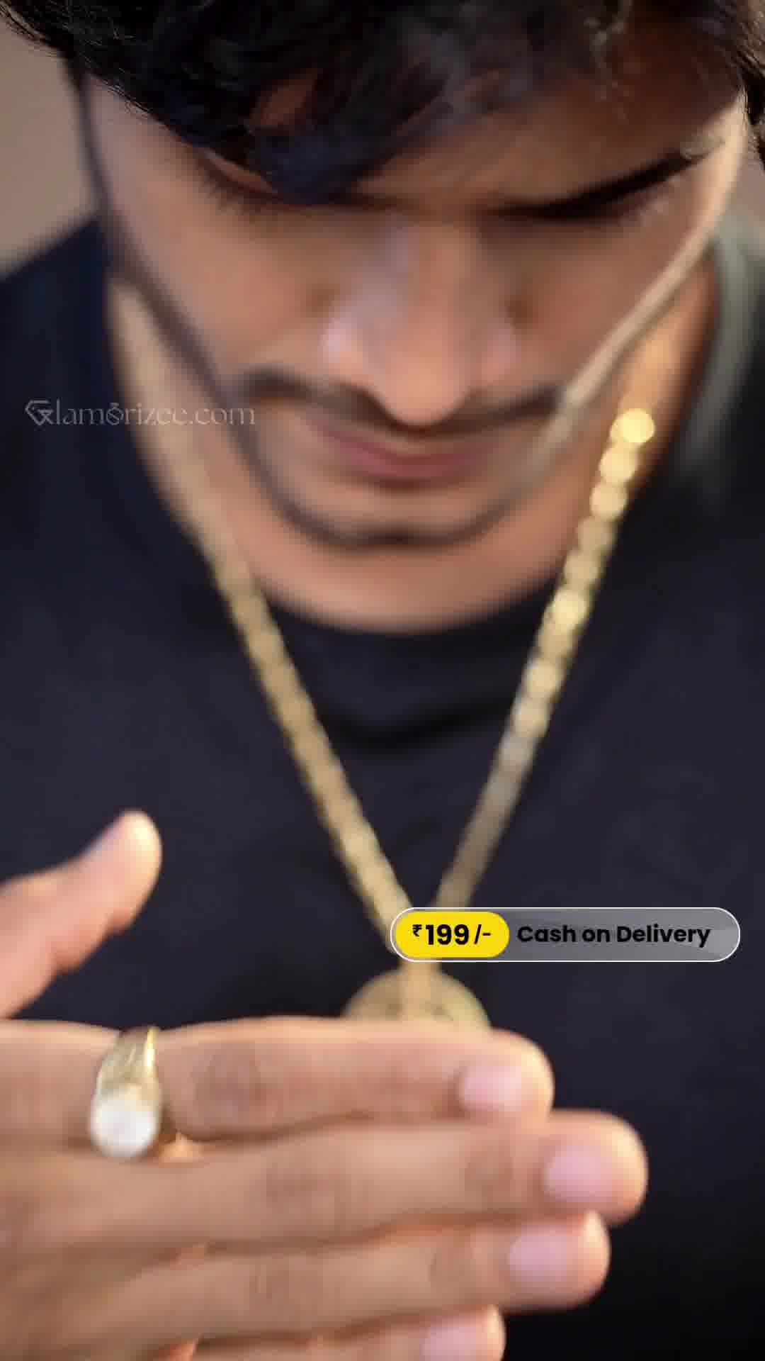 Glamorizee Facebook ad: King Name Necklace 199 Rs