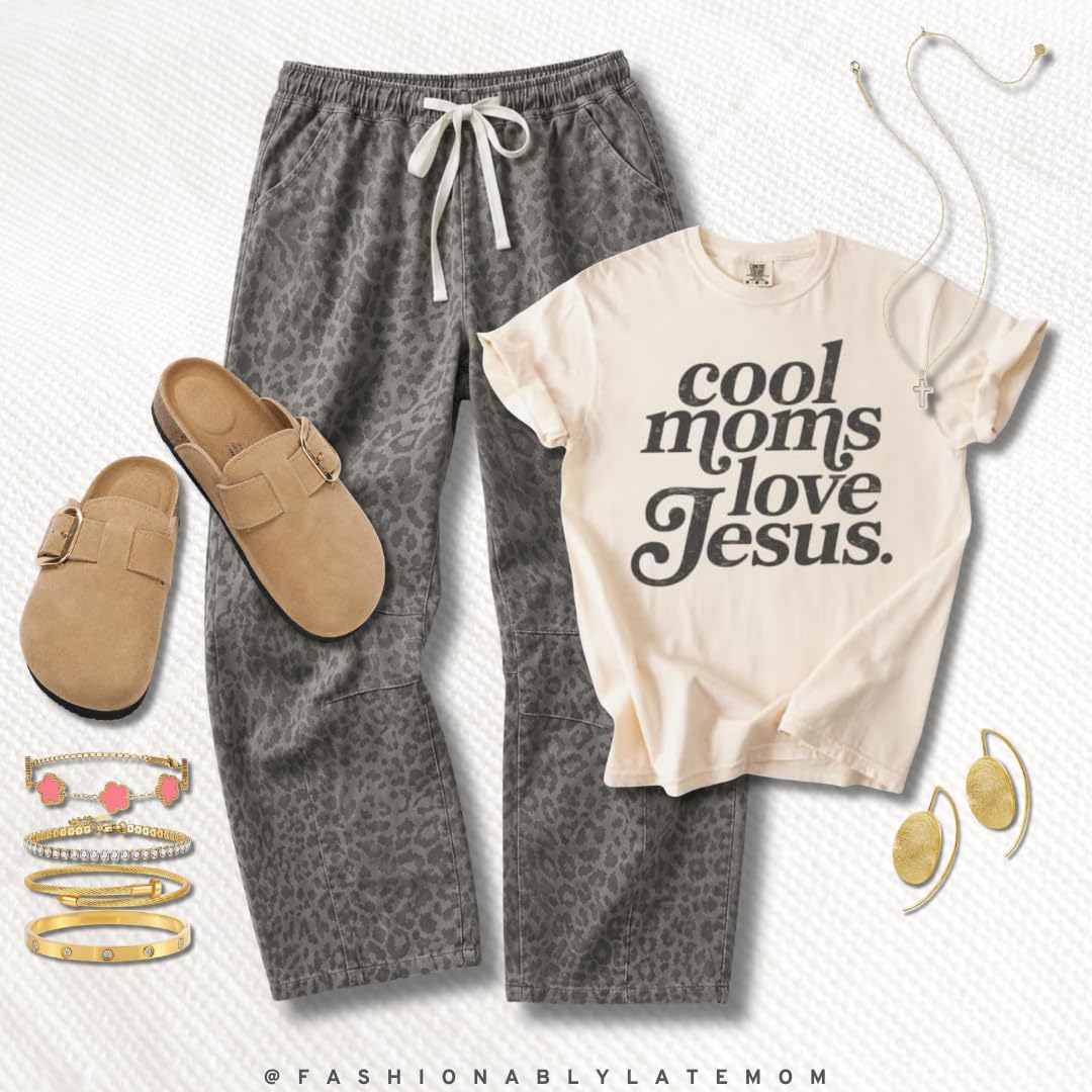 Fashionably Late Mom Facebook ad: Comfy Mom Outfits Going Fast
