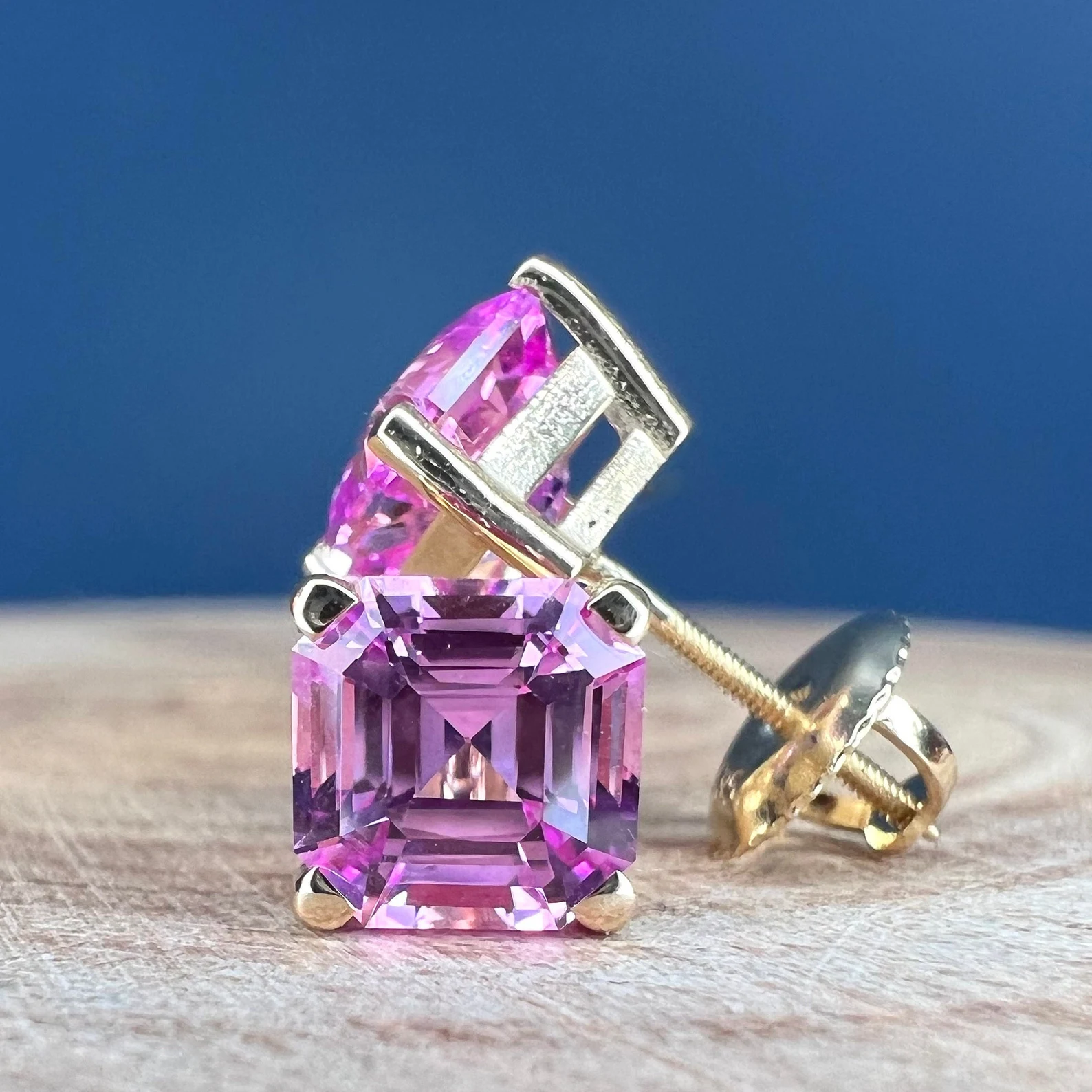 Infinity Jewelers USA Facebook ad from Apr 29, 2026