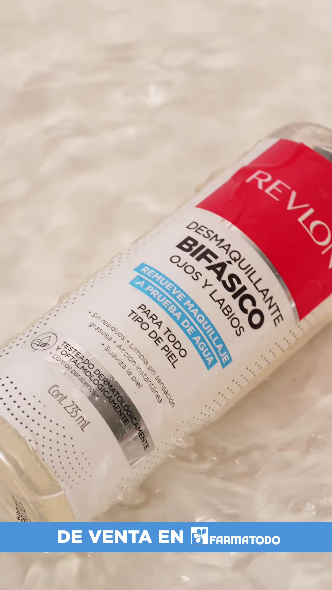Revlon Cuidado Personal Facebook ad: Transforma tu piel y tu mirada con Revlon.