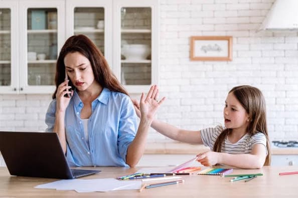 PINO & Associates Real Estate Firm Facebook ad: Hey Mom! Hey Mom!