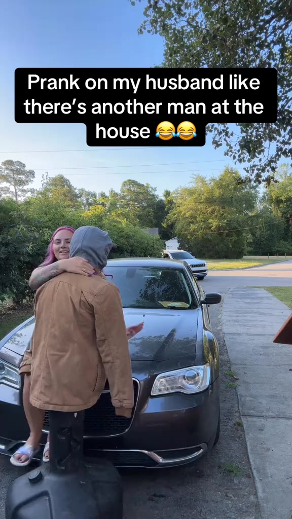 Cozy Buy Hub Facebook ad: Discover new videos and reconnect with the TikTok…