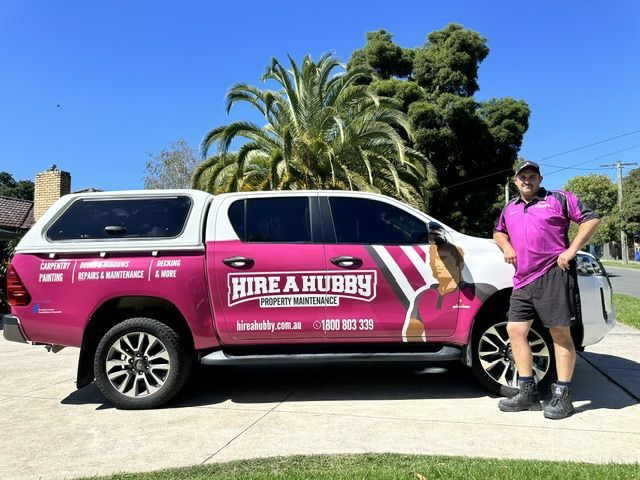 Hire A Hubby Wodonga Facebook ad: THE NEW SINAGE!