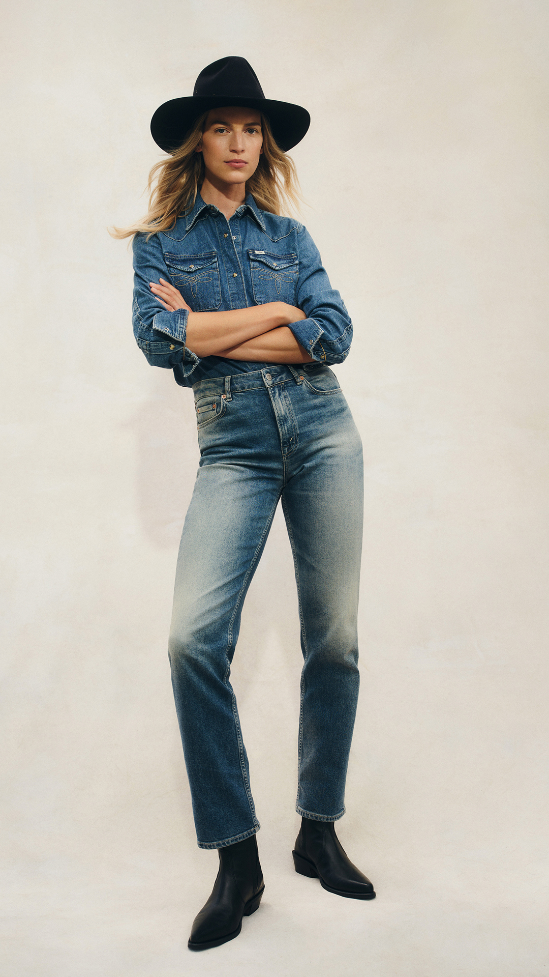 R.M.Williams Facebook ad