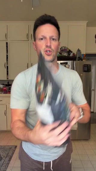 FINAL BOSS SOUR Facebook ad: 4 Flavor Halloween Pack